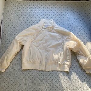 Old Navy Cream Puffy Bomber Jacket Size 2X NWOT never worn